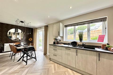 4 bedroom detached house for sale, Hayfield Road, High Peak SK22