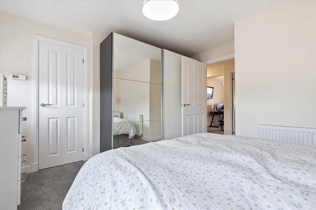 Bedroom One (3)