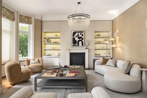4 bedroom apartment for sale, Burton Court, Franklins Row, London, SW3