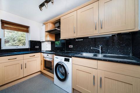 1 bedroom flat for sale, Beardsley Way, London W3
