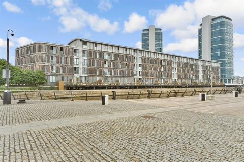 2 bedroom flat for sale, Dock Head Road, Chatham, Kent