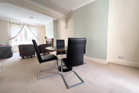 3 bedroom terraced house for sale, North Street, Old Town, Swindon, SN1