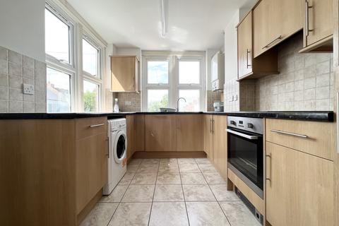 3 bedroom terraced house for sale, North Street, Old Town, Swindon, SN1