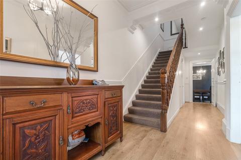 4 bedroom semi-detached house for sale, 239 Fenwick Road, Giffnock, Glasgow, G46