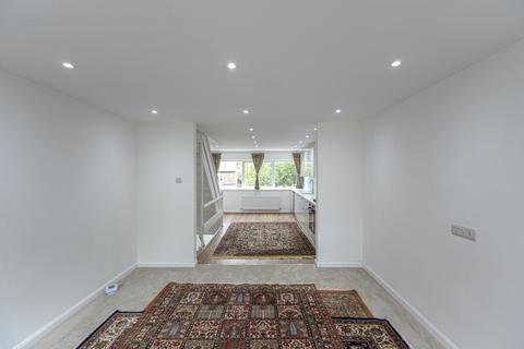 137 Beach Road, Hartford, Northwich, CW8 3AD
