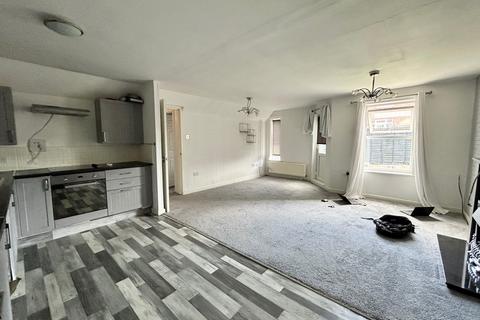3 bedroom terraced house to rent, Shields Road, Gateshead, NE10