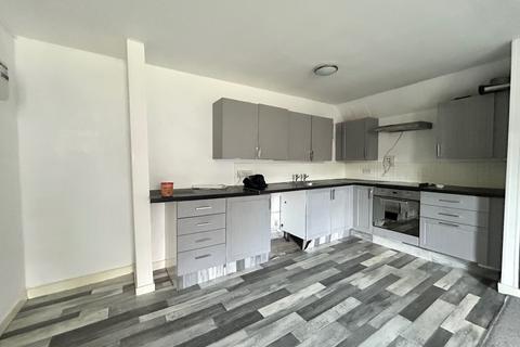 3 bedroom terraced house to rent, Shields Road, Gateshead, NE10