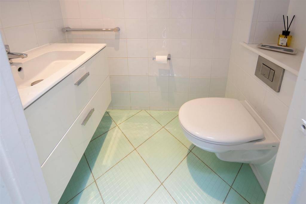 Separate WC