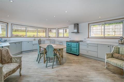 3 bedroom house for sale, Seagrove Manor Close, Seaview, PO34 5HP