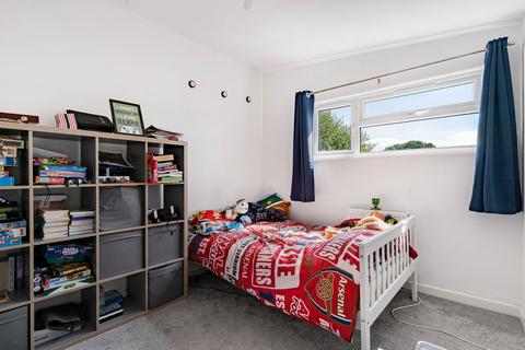 19, Eaton Court Regency Walk, Croydon, CR0 7US