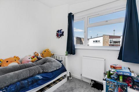 19, Eaton Court Regency Walk, Croydon, CR0 7US
