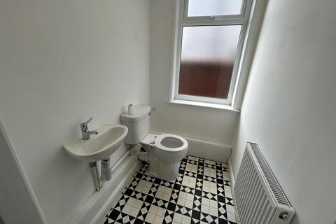 3 bedroom terraced house for sale, Chapel Street, Leigh