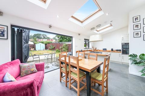 undefined, Monkleigh Road, Morden SM4