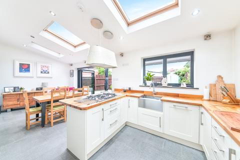 undefined, Monkleigh Road, Morden SM4