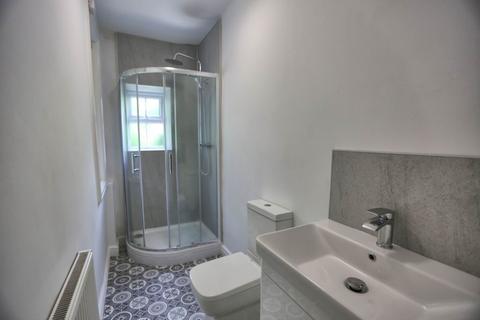 2 bedroom semi-detached house to rent, Adlington Road, Bollington