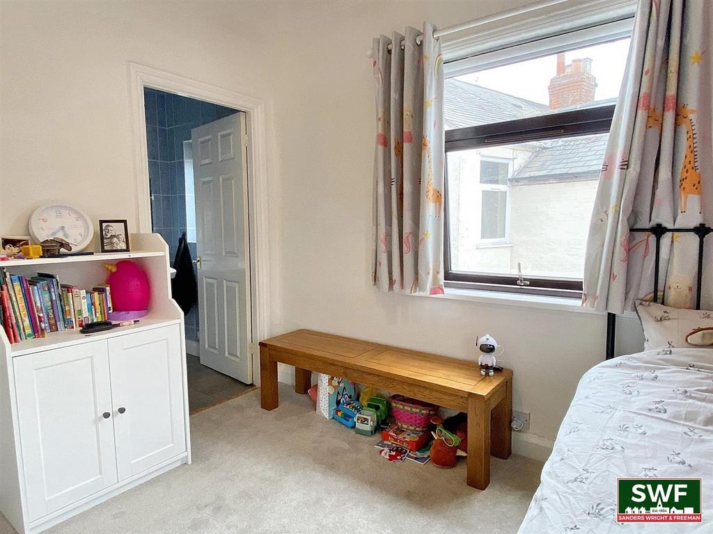 Bedroom3.2.jpg