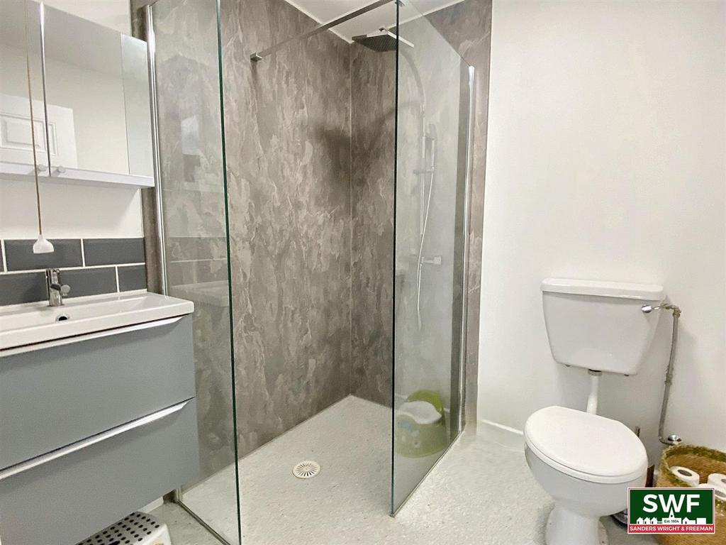 Ground Floor Shower Room.jpg