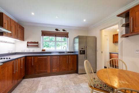12 Lagreach Brae, Pitlochry, PH16 5QQ