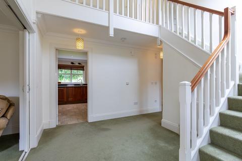 12 Lagreach Brae, Pitlochry, PH16 5QQ