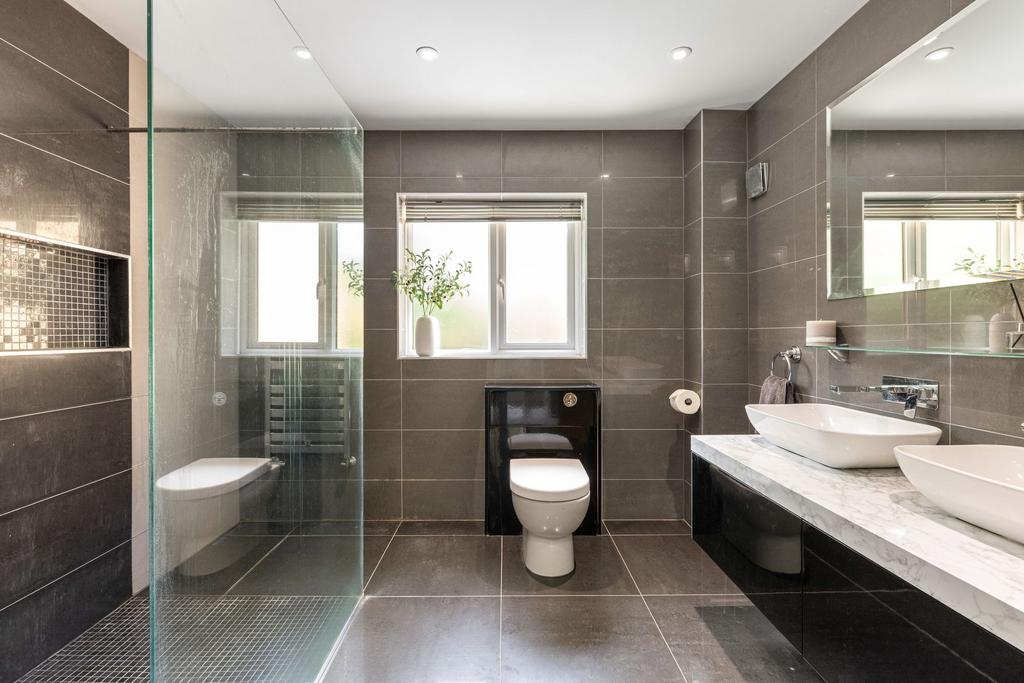 Primary en suite