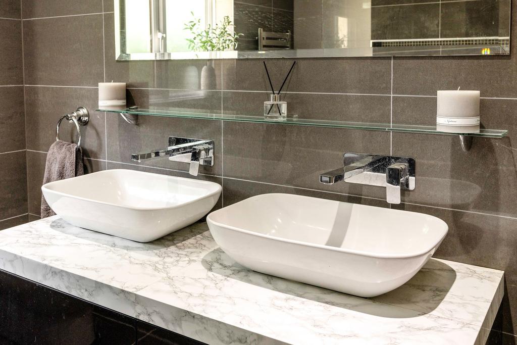 Primary en suite