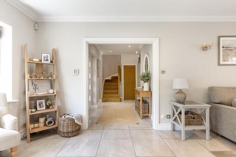 1 Booth Drive, Finchampstead, Wokingham, RG40 4HL