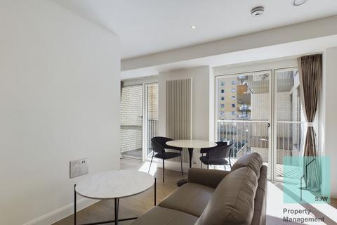 Studio to rent, Seagull Lane, London E16