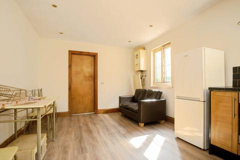 1 bedroom flat to rent, Claude Road, Cardiff, CF24