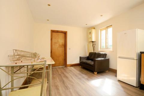 1 bedroom flat to rent, Claude Road, Cardiff, CF24