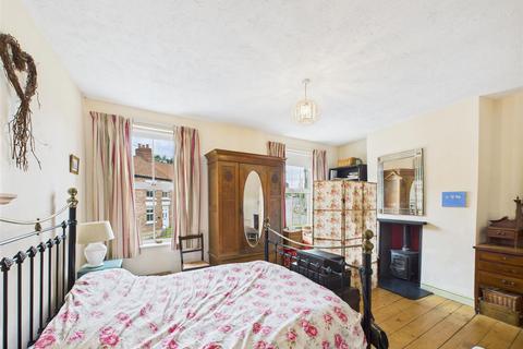 3 bedroom terraced house for sale, 12 Potter Hill, Pickering, YO18 8AA