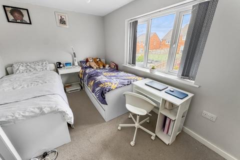 27 Blencarn Crescent, Seacroft, Leeds, LS14 6WT