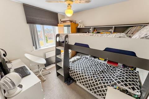 27 Blencarn Crescent, Seacroft, Leeds, LS14 6WT