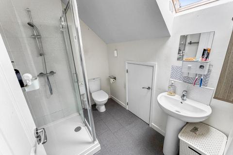 27 Blencarn Crescent, Seacroft, Leeds, LS14 6WT