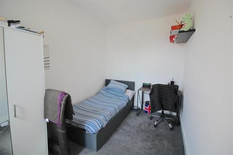 15 Geraldine Road, Yardley Wood, Birmingham, B25 8BE
