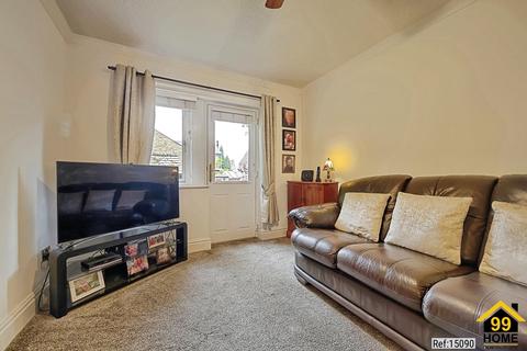 17 Pickhill Mews, Uppermill, Oldham, OL3 6LY