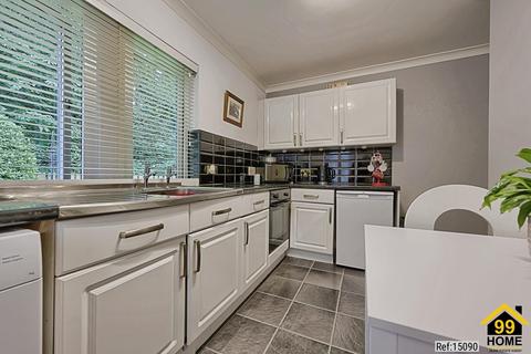 17 Pickhill Mews, Uppermill, Oldham, OL3 6LY