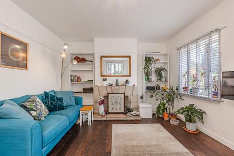 2 bedroom end of terrace house for sale, Chain Free - A Beautifully Presented and Recently Modernised Home in Southrepps