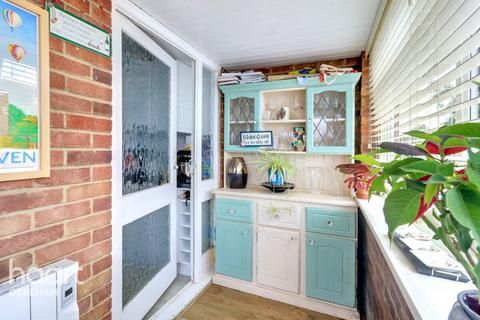 2 bedroom semi-detached bungalow for sale, Willow Close, Mattishall