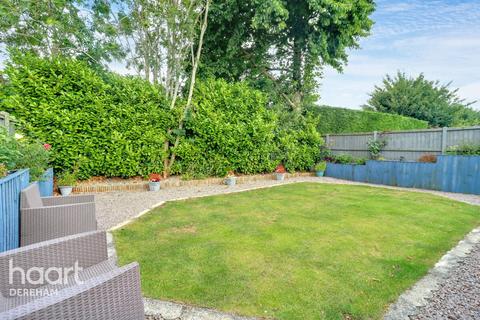 2 bedroom semi-detached bungalow for sale, Willow Close, Mattishall