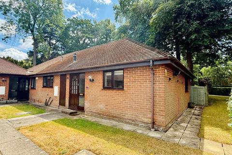 2 bedroom retirement property for sale, Chalcraft Close, Henley-On-Thames