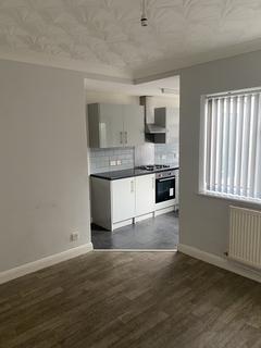 2 bedroom terraced house to rent, Macaulay Street, Grimsby DN31