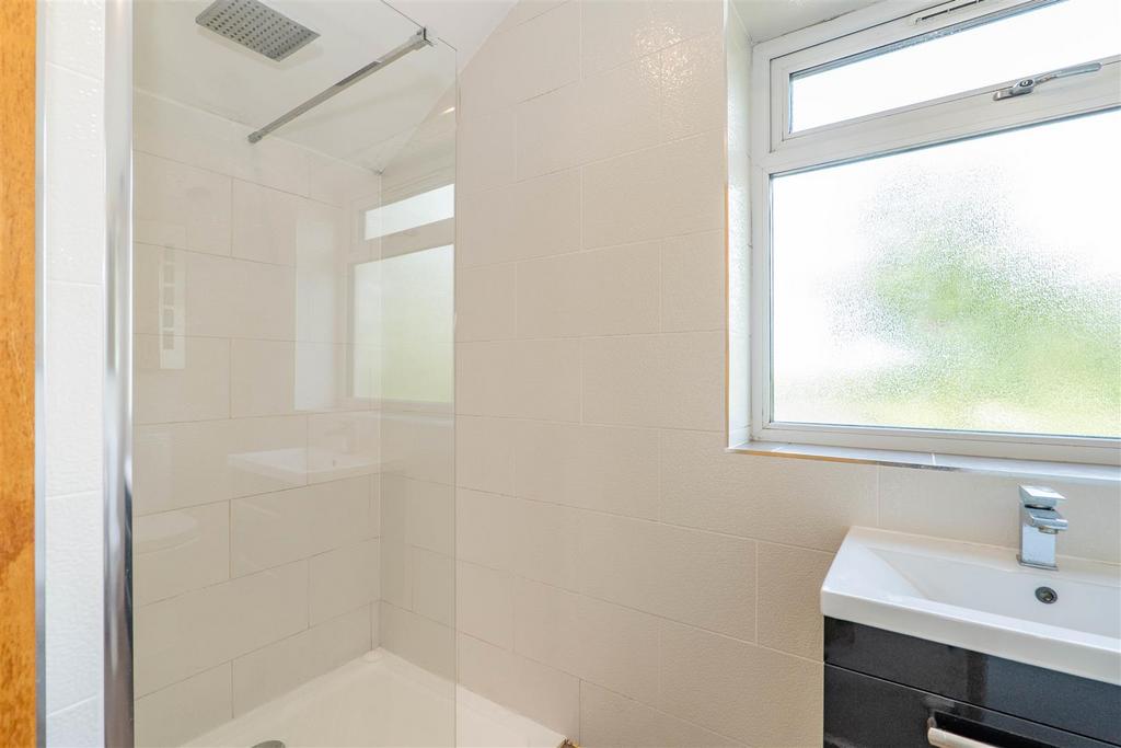 Bedroom Three Ensuite