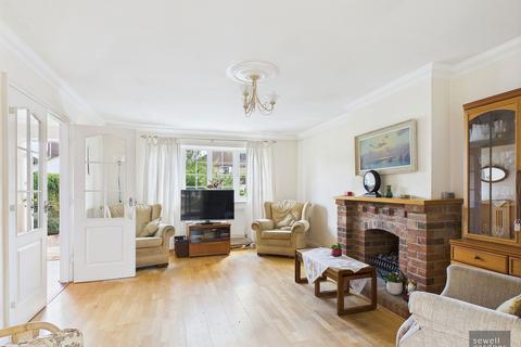 3 bedroom detached bungalow for sale, The Crescent, Croxley Green, Rickmansworth, WD3