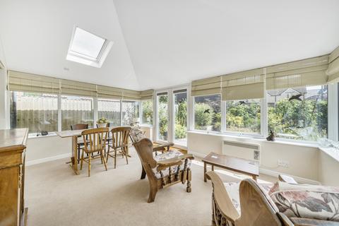 5 Prideaux Drive, Motcombe, Shaftesbury, SP7 9NN