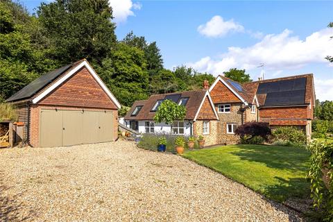 4 bedroom semi-detached house for sale, Ewhurst Road, Peaslake, Guildford, Surrey, GU5