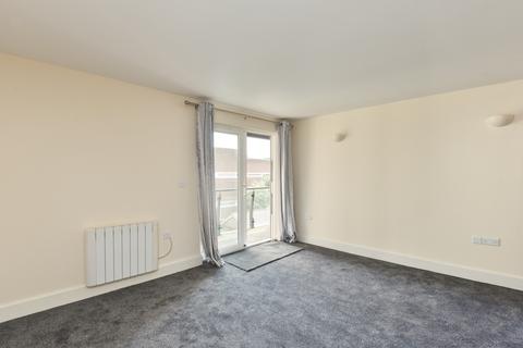2 bedroom flat to rent, Flagstaff Court, Canterbury