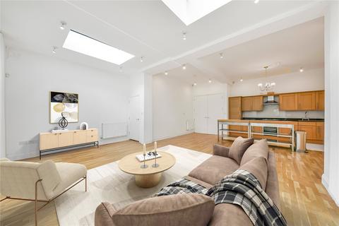 4 bedroom apartment to rent, Glenilla Road, Belsize Park, London, NW3