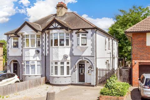 1a Compton Avenue, Romford, RM2 6ET