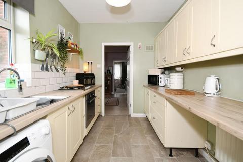 2 bedroom terraced house for sale, Chesterfield Road, Grassmoor, Chesterfield, S42 5HA