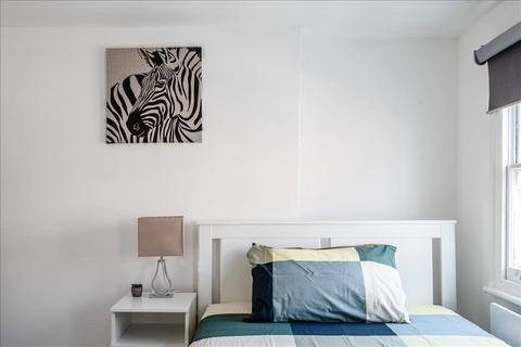 Studio to rent, Marchmont Street, Bloomsbury, WC1N